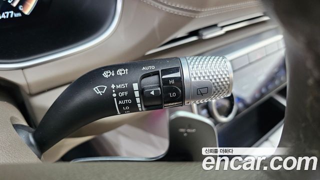 Genesis GV80 2020 — photo 18