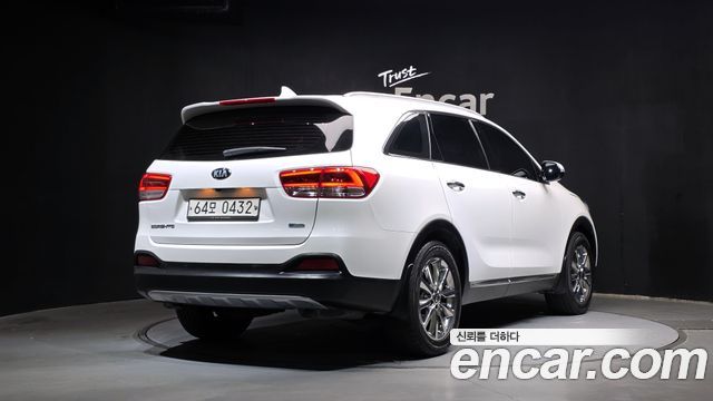 Kia Sorento 2016 — photo 2