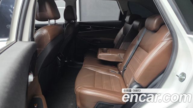 Kia Sorento 2016 — photo 12