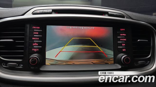 Kia Sorento 2016 — photo 15
