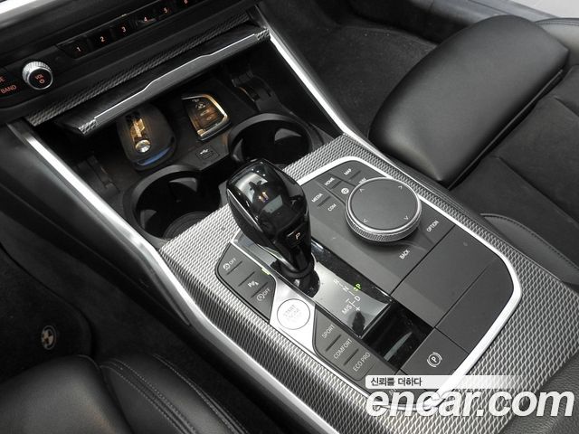 BMW 3-Series 2019 — photo 9