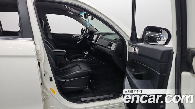 KG Mobility Rexton 2019 — photo 18