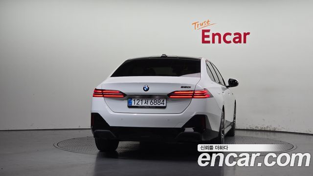 BMW 5-Series 2025 — photo 4