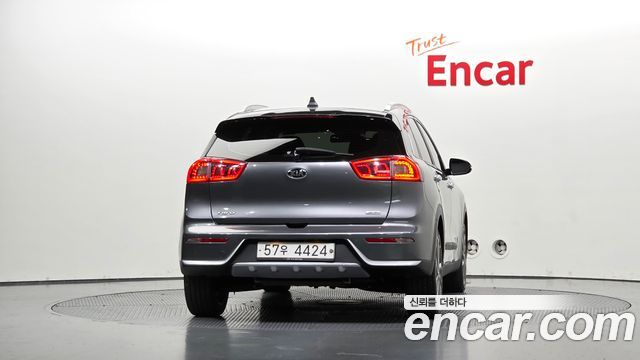 Kia Niro 2018 — photo 4