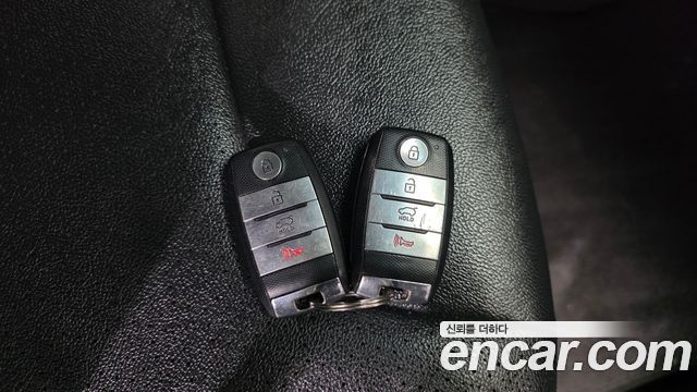 Kia Niro 2018 — photo 31