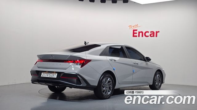 Hyundai AVANTE 2024 — photo 2