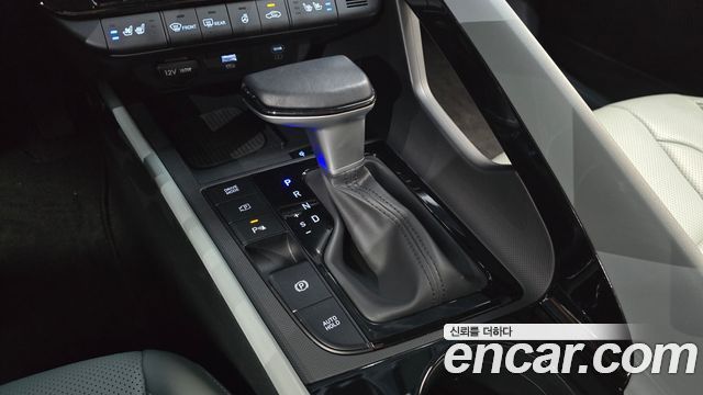 Hyundai AVANTE 2024 — photo 12