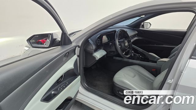 Hyundai AVANTE 2024 — photo 13