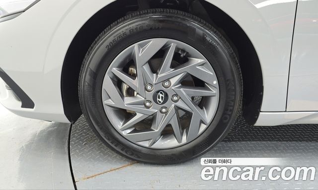 Hyundai AVANTE 2024 — photo 7