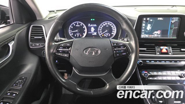 Hyundai Grandeur 2017 — photo 13