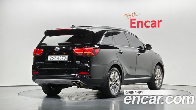 Kia Sorento 2018 — photo 2