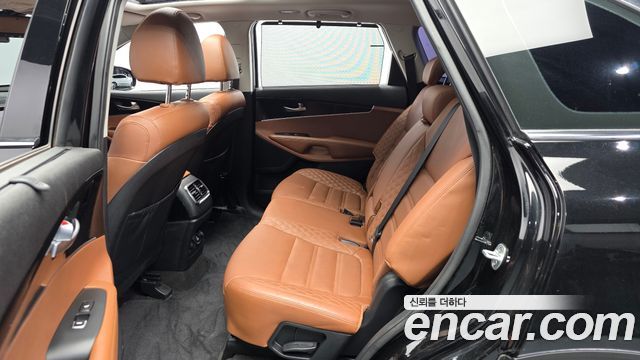 Kia Sorento 2018 — photo 16