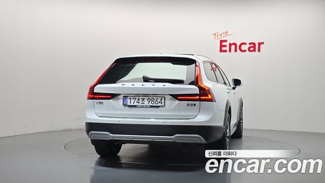 Volvo V90 2024 — photo 4