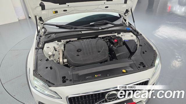 Volvo V90 2024 — photo 6