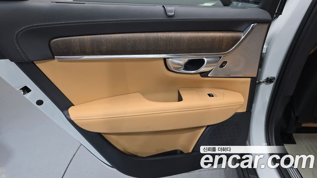 Volvo V90 2024 — photo 15