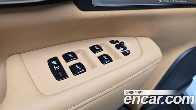 Volvo V90 2024 — photo 28