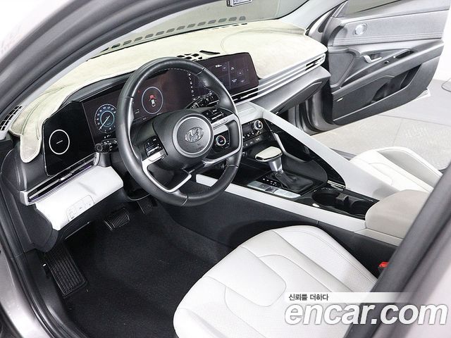 Hyundai AVANTE 2021 — photo 10