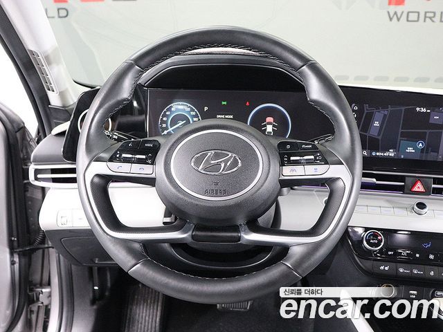 Hyundai AVANTE 2021 — photo 12