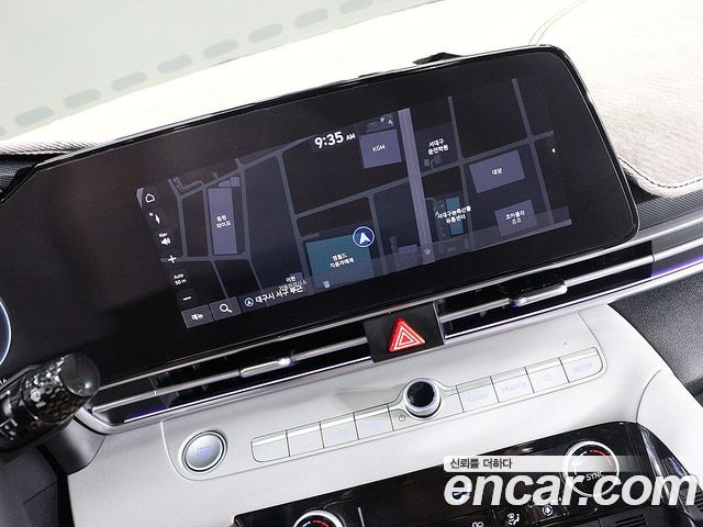 Hyundai AVANTE 2021 — photo 13