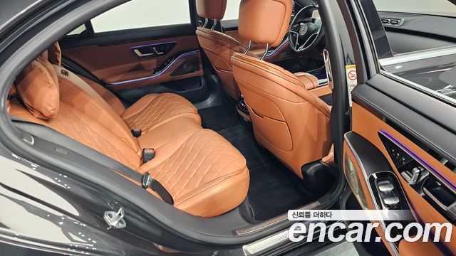 Mercedes-Benz S-Class 2022 — photo 18