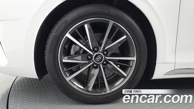 Hyundai Grandeur 2023 — photo 5