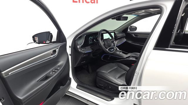Hyundai Grandeur 2023 — photo 13