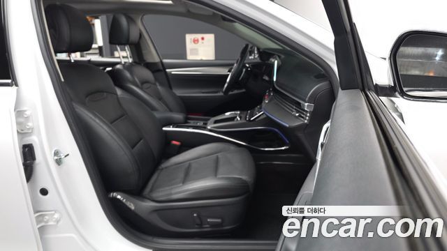 Hyundai Grandeur 2023 — photo 17