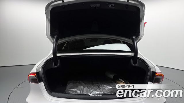 Hyundai Grandeur 2023 — photo 26