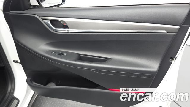Hyundai Grandeur 2023 — photo 14