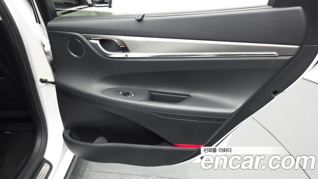 Hyundai Grandeur 2023 — photo 15