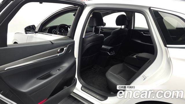 Hyundai Grandeur 2023 — photo 16