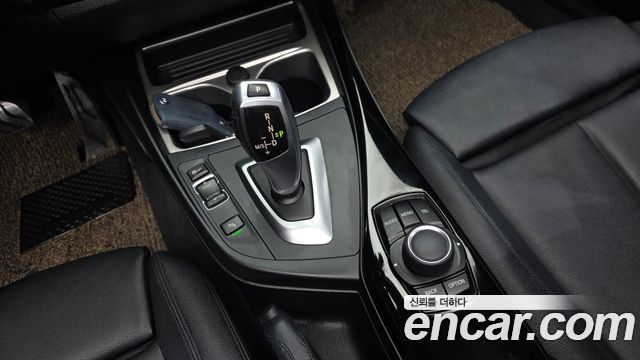 BMW 1-Series 2016 — photo 12