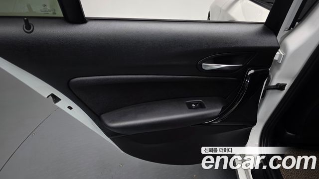 BMW 1-Series 2016 — photo 15