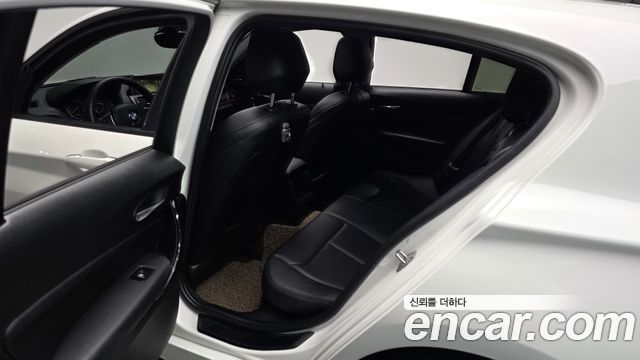 BMW 1-Series 2016 — photo 16