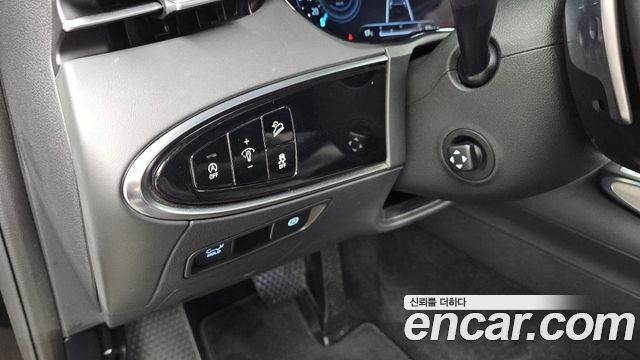 Genesis GV70 2023 — photo 25