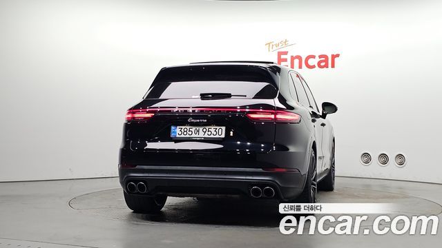 Porsche Cayenne 2019 — photo 4