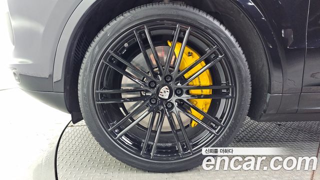 Porsche Cayenne 2019 — photo 5