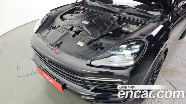 Porsche Cayenne 2019 — photo 6