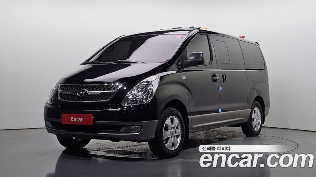 Hyundai Starex 2016 — photo 1