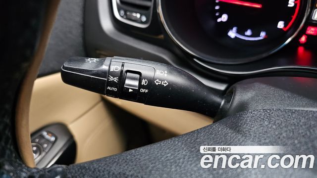 Kia Canival 2017 — photo 24