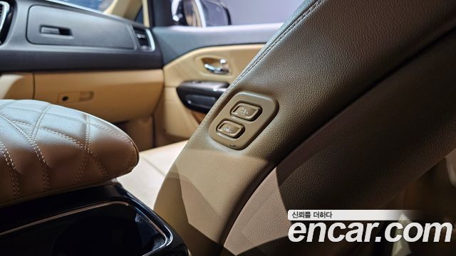 Kia Canival 2017 — photo 29