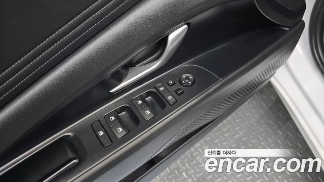 Hyundai AVANTE 2021 — photo 21