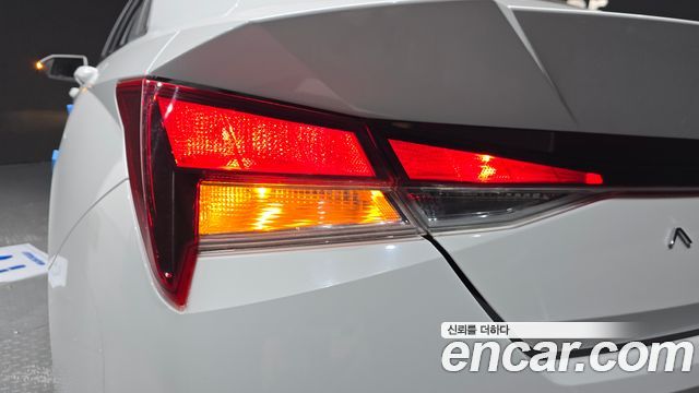 Hyundai AVANTE 2021 — photo 9
