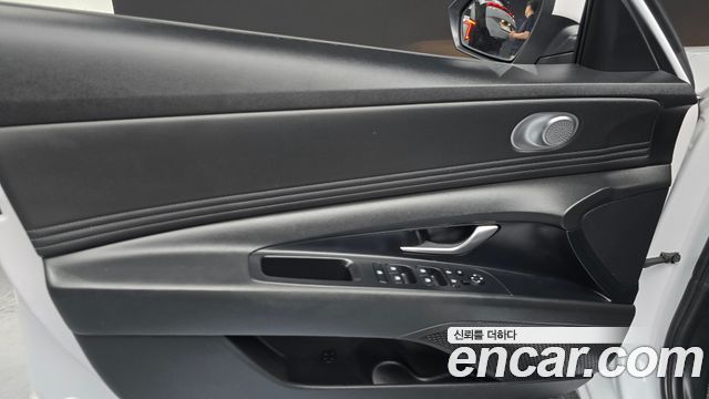 Hyundai AVANTE 2021 — photo 14