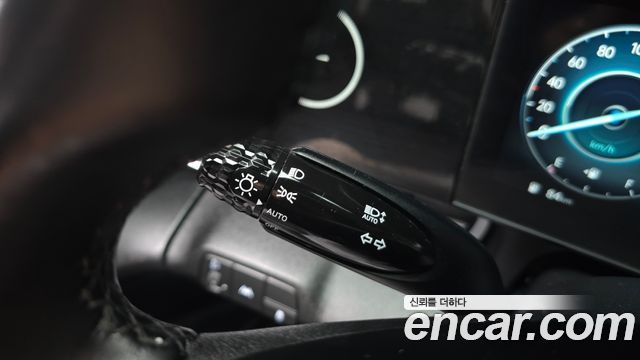 Hyundai AVANTE 2021 — photo 27