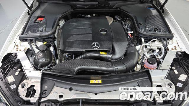 Mercedes-Benz E-Class 2022 — photo 6