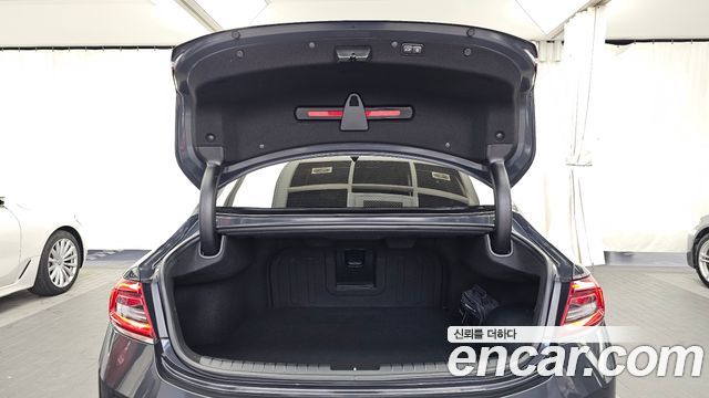 Hyundai Grandeur 2018 — photo 20