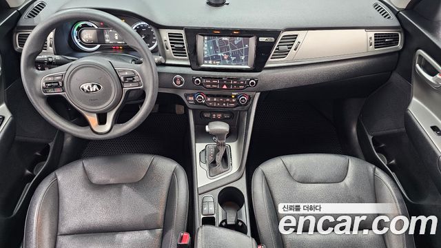 Kia Niro 2018 — photo 10