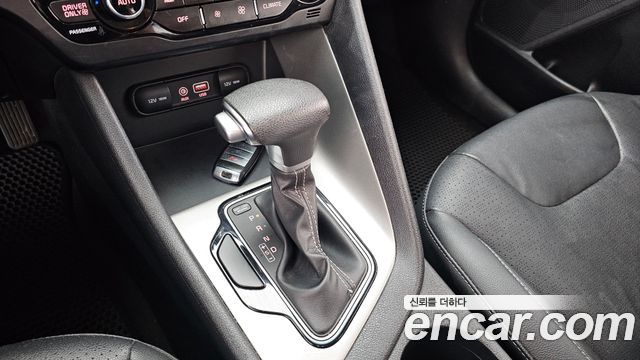 Kia Niro 2018 — photo 12