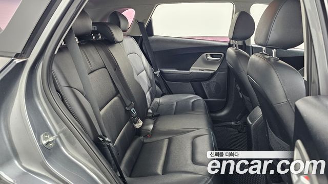 Kia Niro 2018 — photo 18
